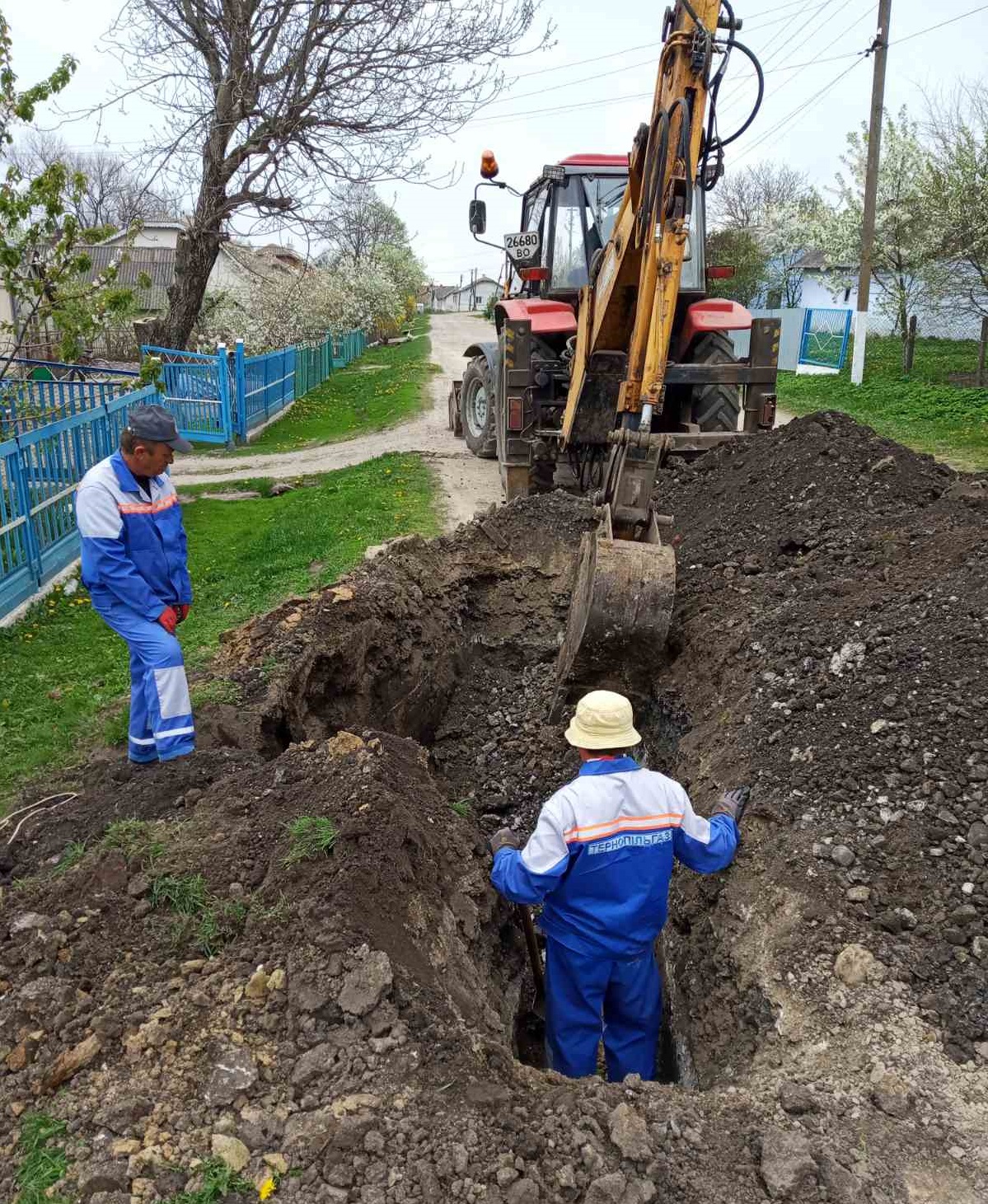 Завершено ремонтні роботи на газопроводі низького тиску у селі Яструбове